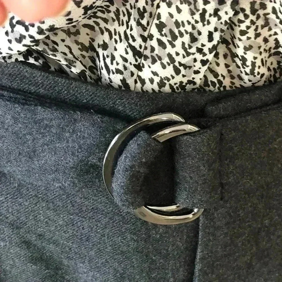 Banana Republic | Gray Belted Wool Blend Mini Skirt - Picture 7 of 7